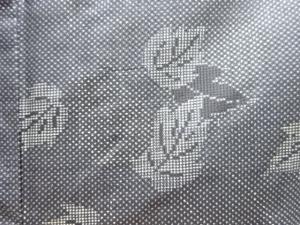 アンティーク　蔦の葉模様織出し本場泥大島紬着物（5マルキ）